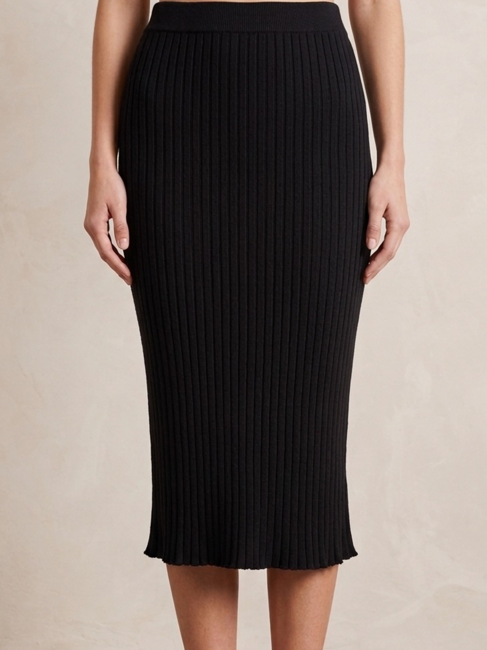 Ttahari Black Ribbed Midi Skirt